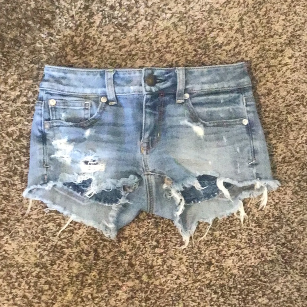 I am selling the American Eagle Outfitters super stretch shorts.